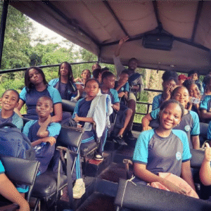 Le Parc de la Vallée de la N’Sele Field trip  